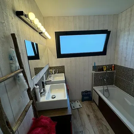Luxury With Pool And View Juvignac