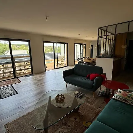 Luxury With Pool And View Villa *