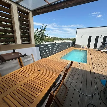 Villa Luxury With Pool And View
