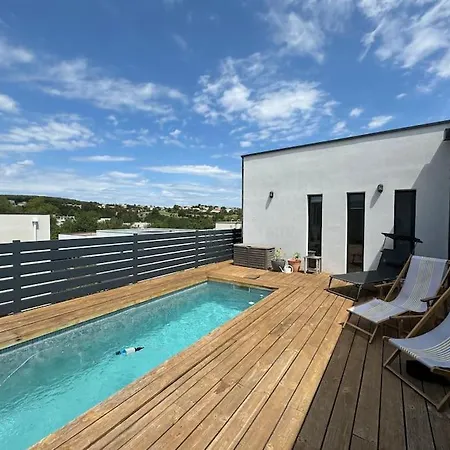 Luxury With Pool And View Villa Juvignac