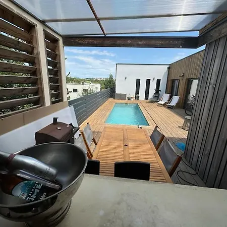 Luxury With Pool And View *